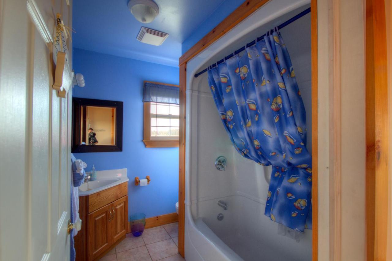 Dreams To Sea Cottages Kensington Екстериор снимка
