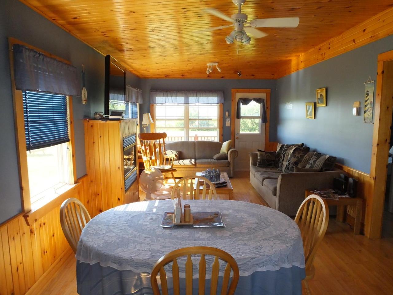 Dreams To Sea Cottages Kensington Екстериор снимка